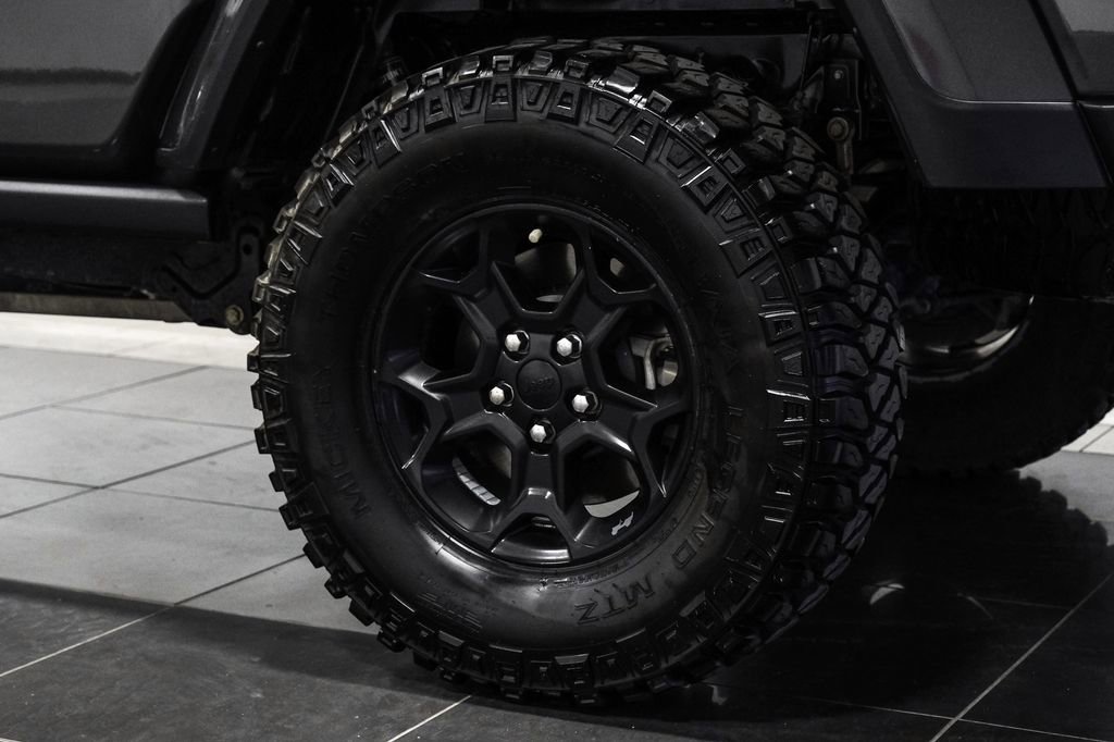 Used 2023 Jeep Gladiator Willys image 60