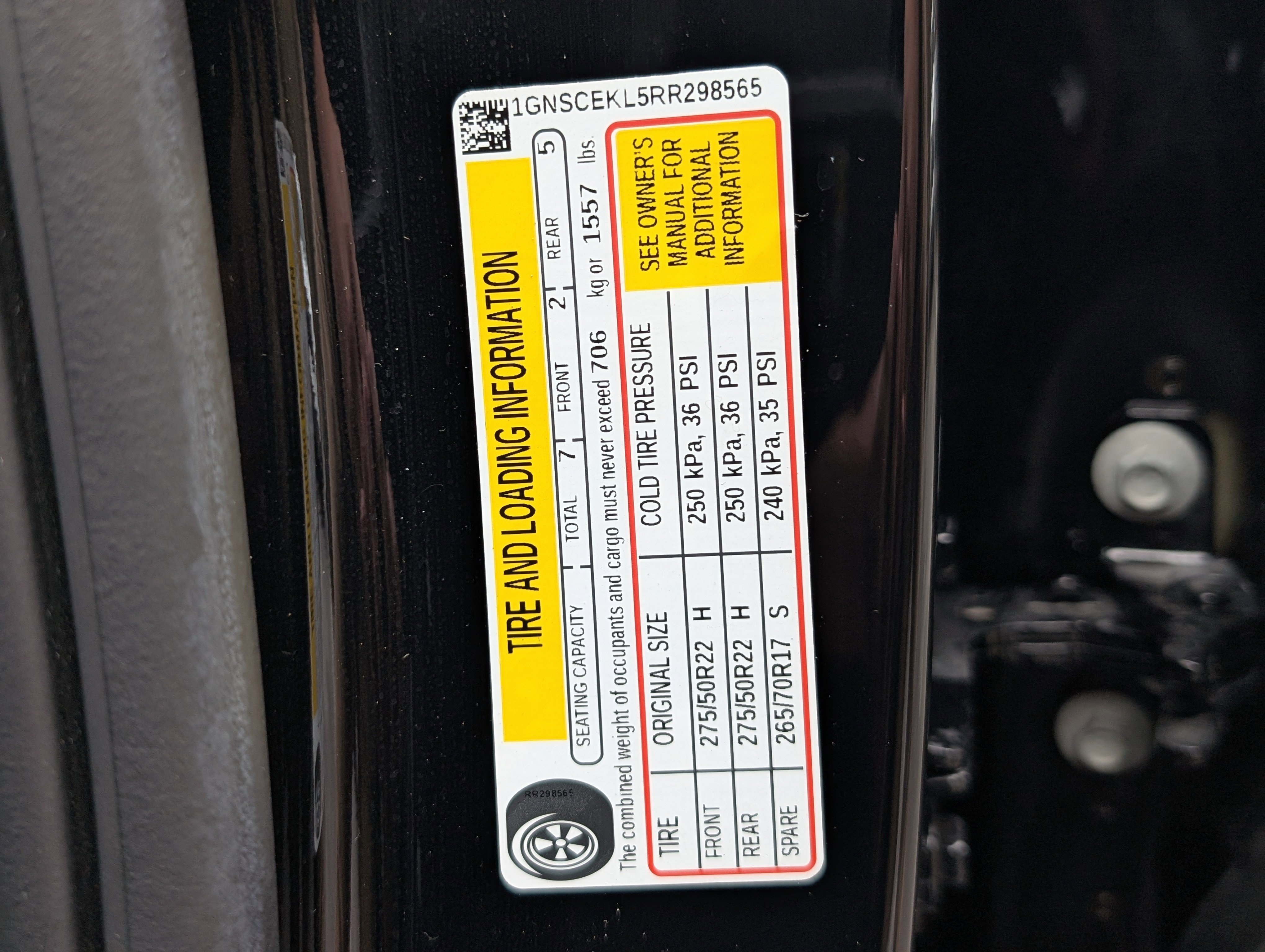 Used 2024 Chevrolet Suburban RST w/ Sport Performance Package RWD image 43