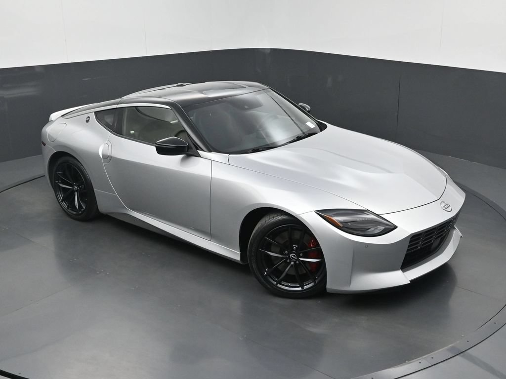 Used 2025 Nissan Z Performance w/ Floor Mat Package RWD image 30