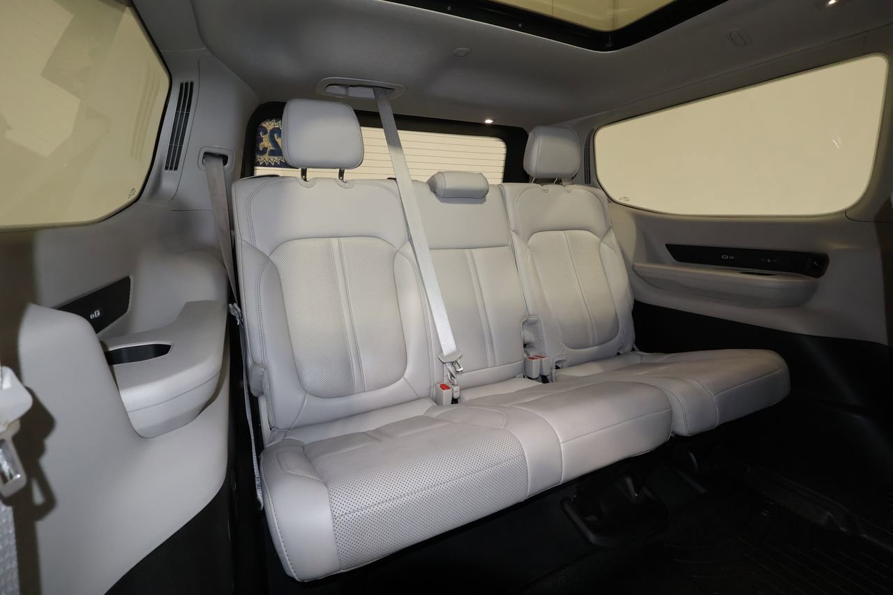 Used 2023 Jeep Wagoneer Series III w/ Premium Group I image 26