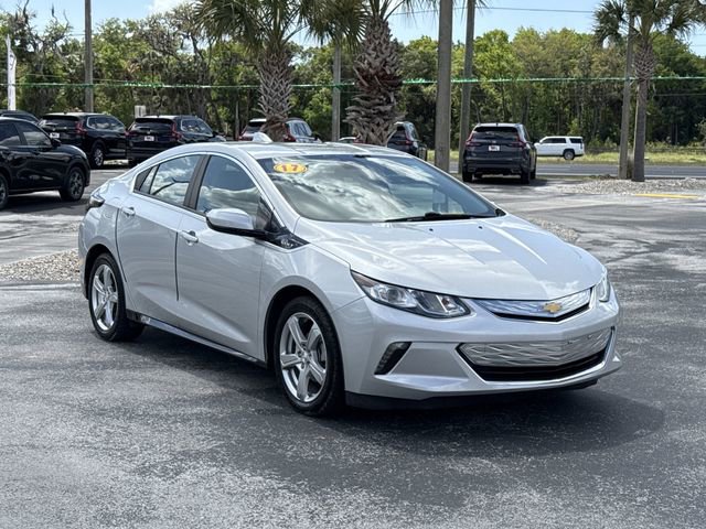 Used 2017 Chevrolet Volt LT w/ Comfort Package image 2