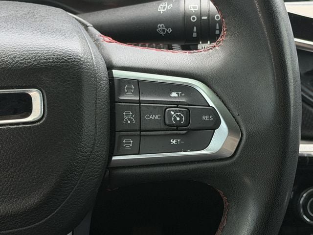 Used 2024 Jeep Compass Trailhawk AWD/4WD image 14