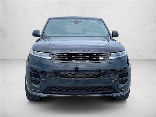 Used 2024 Land Rover Range Rover Sport Dynamic SE AWD/4WD image 3