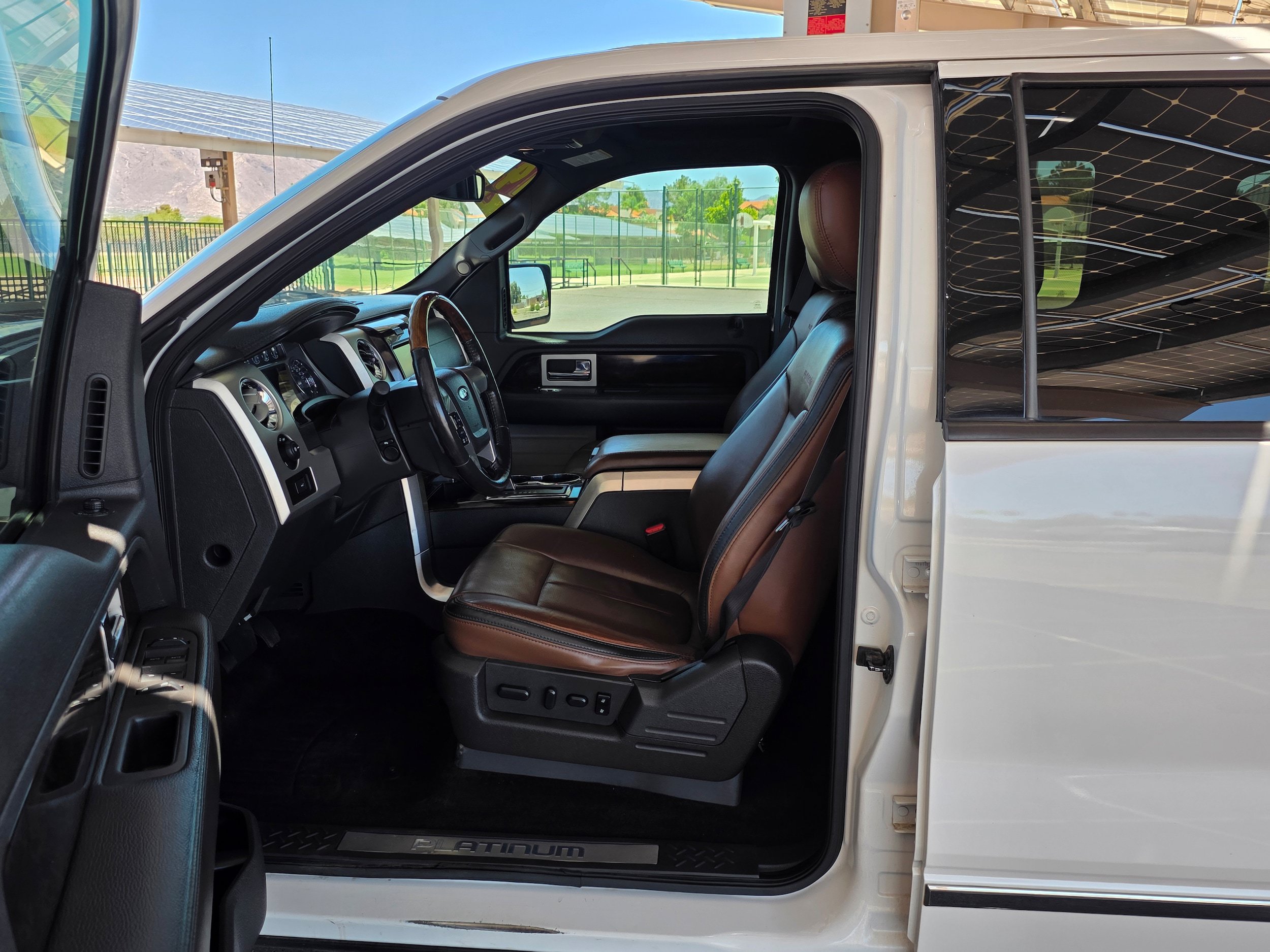 Used 2014 Ford F150 Platinum AWD/4WD image 14