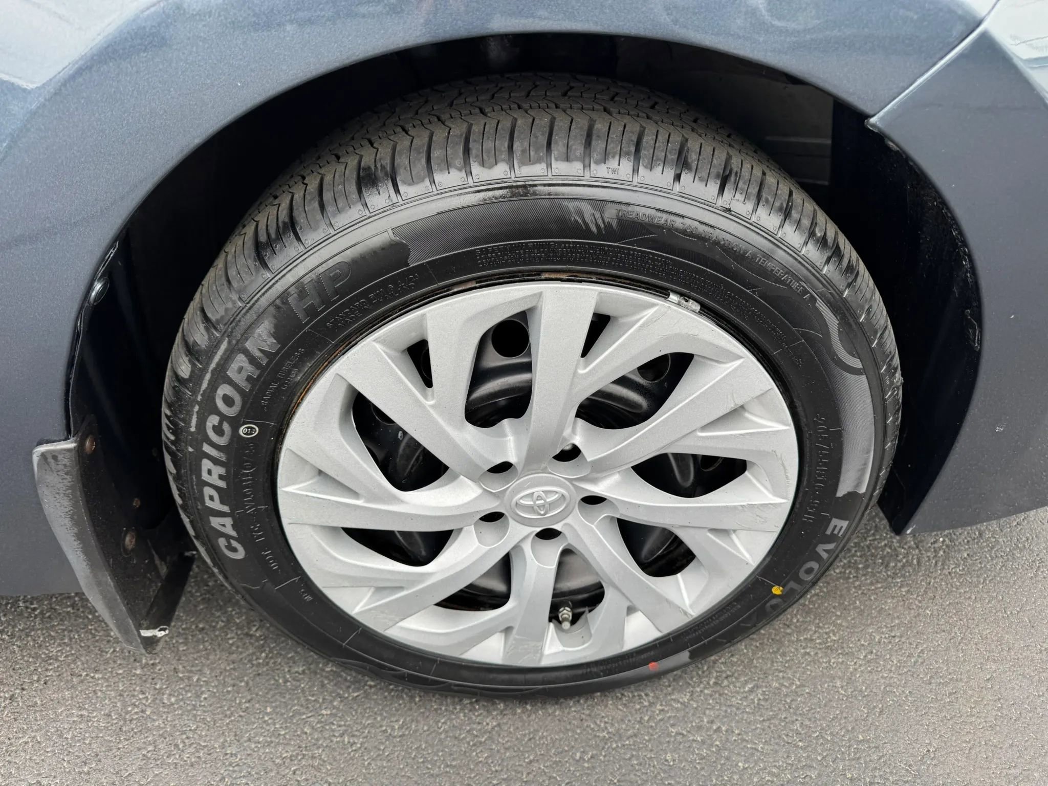 Used 2019 Toyota Corolla LE FWD image 18