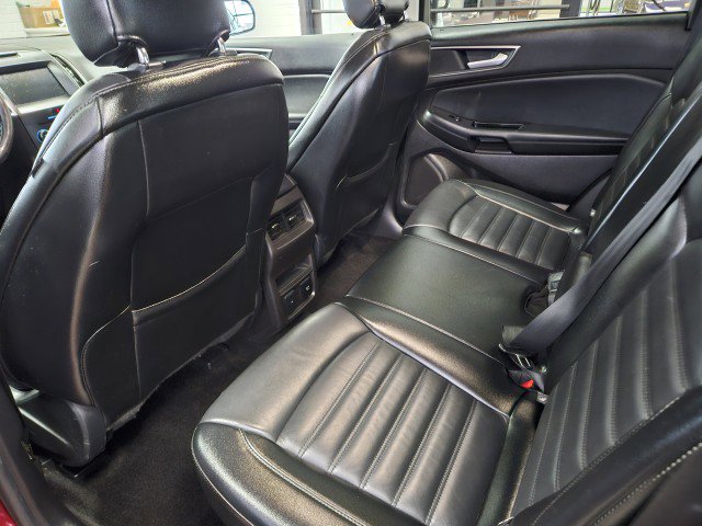 Used 2017 Ford Edge SEL w/ Equipment Group 201A image 9