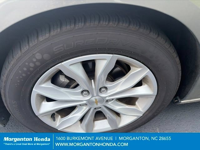 Used 2025 Chevrolet Malibu LT FWD image 10