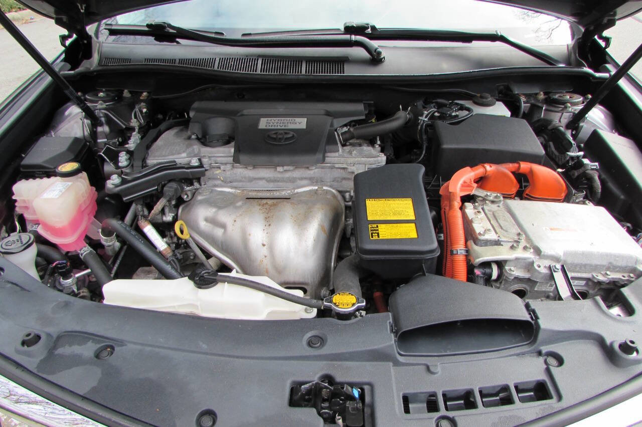 Used 2014 Toyota Camry XLE image 15