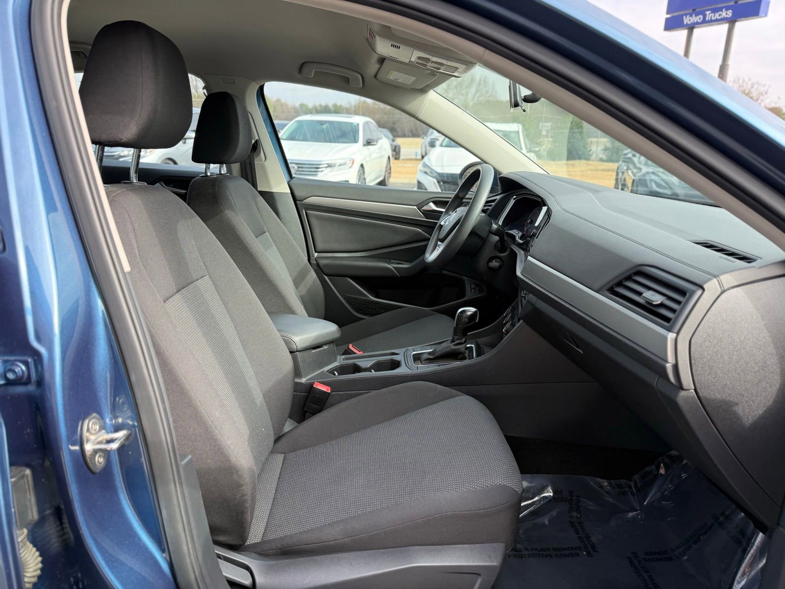 Used 2021 Volkswagen Jetta S image 18