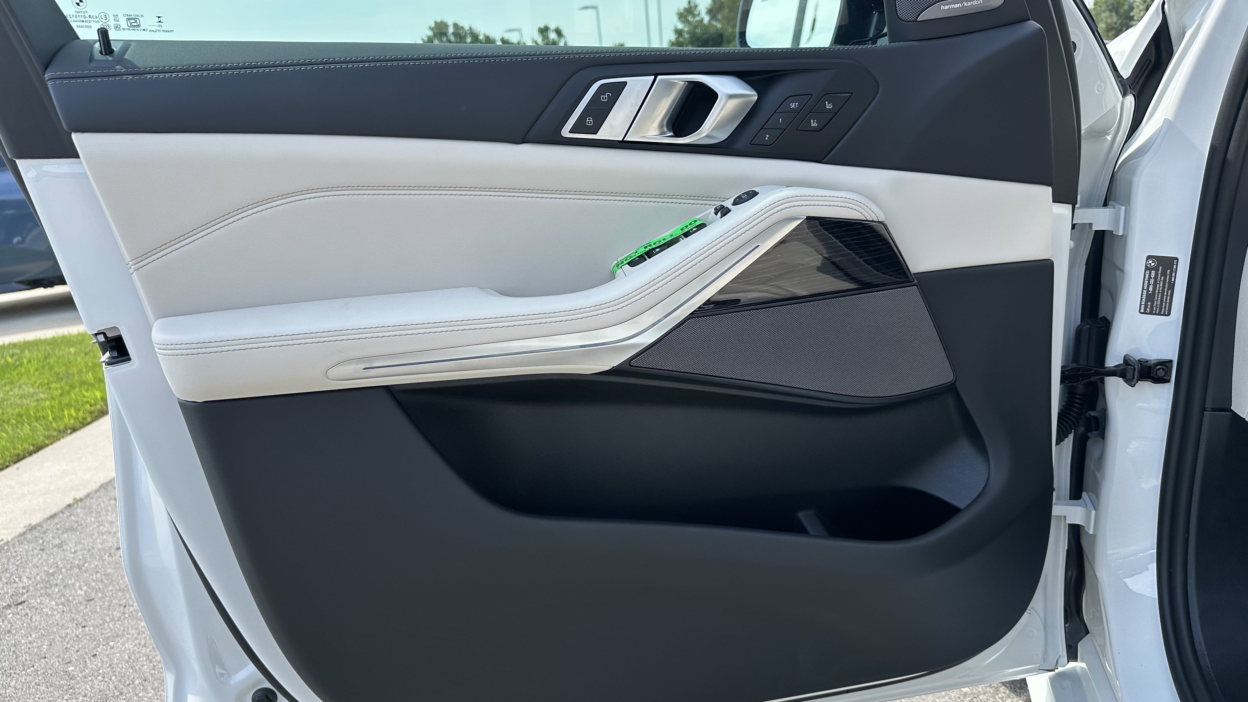 Used 2026 BMW X5 M60i w/ Executive Package image 13