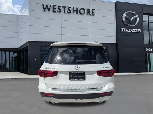 Used 2025 Mercedes-Benz GLB 250 GLB 250 w/ Winter Package image 4