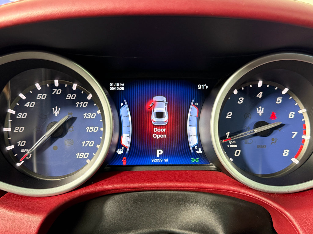 Used 2016 Maserati Ghibli Base image 25