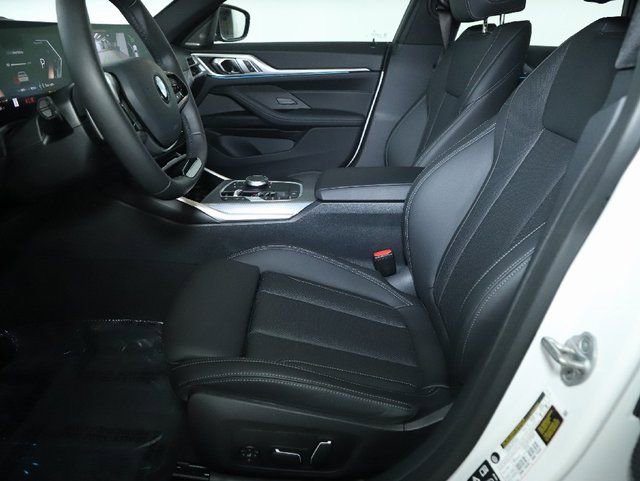 Used 2025 BMW 430i xDrive w/ Premium Package image 17