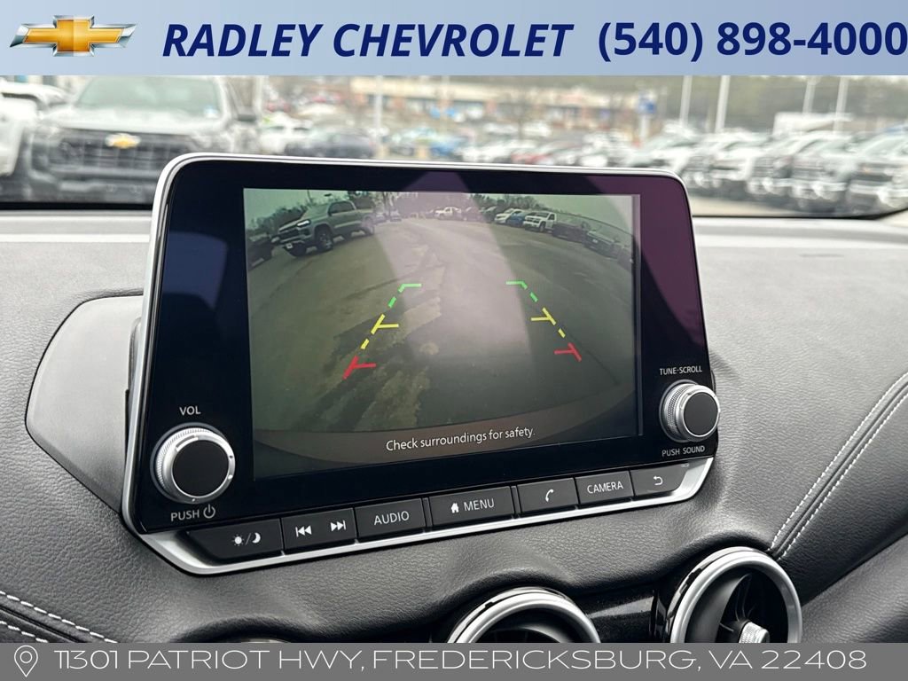 Used 2025 Nissan Sentra SV image 9