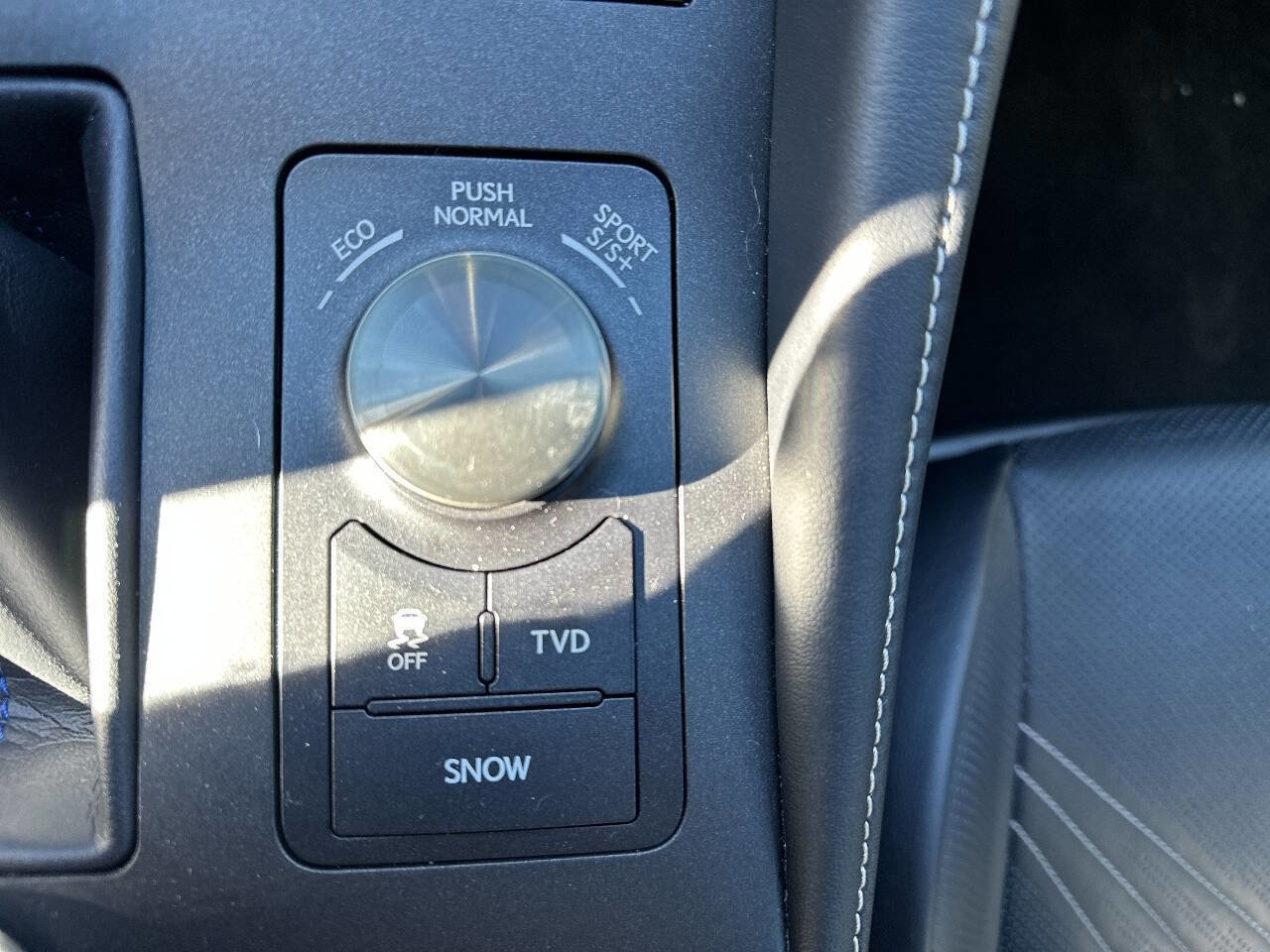 Used 2017 Lexus RC F w/ Performance Package image 30