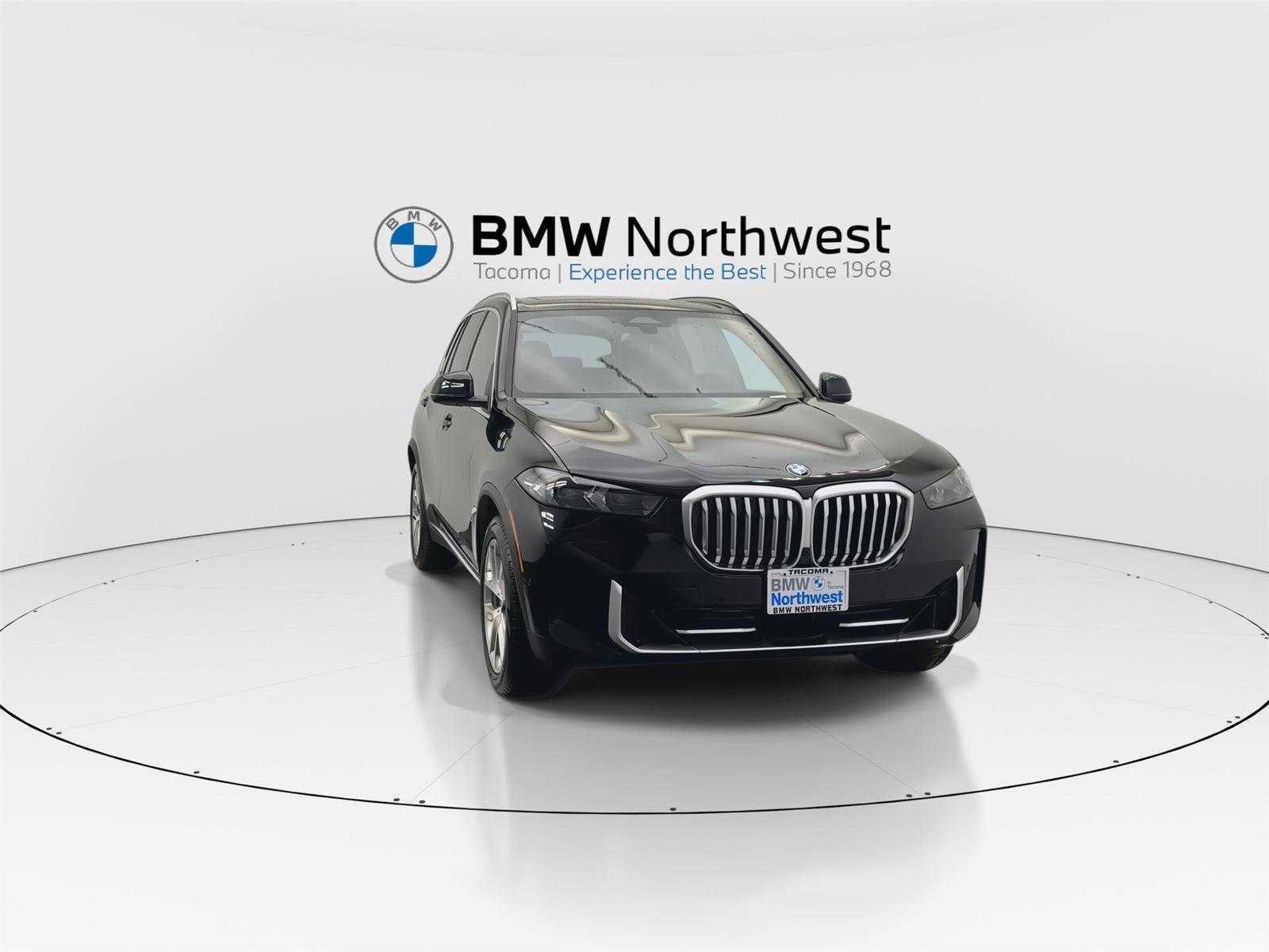 Used 2024 BMW X5 xDrive40i w/ Parking Assistance Package image 7