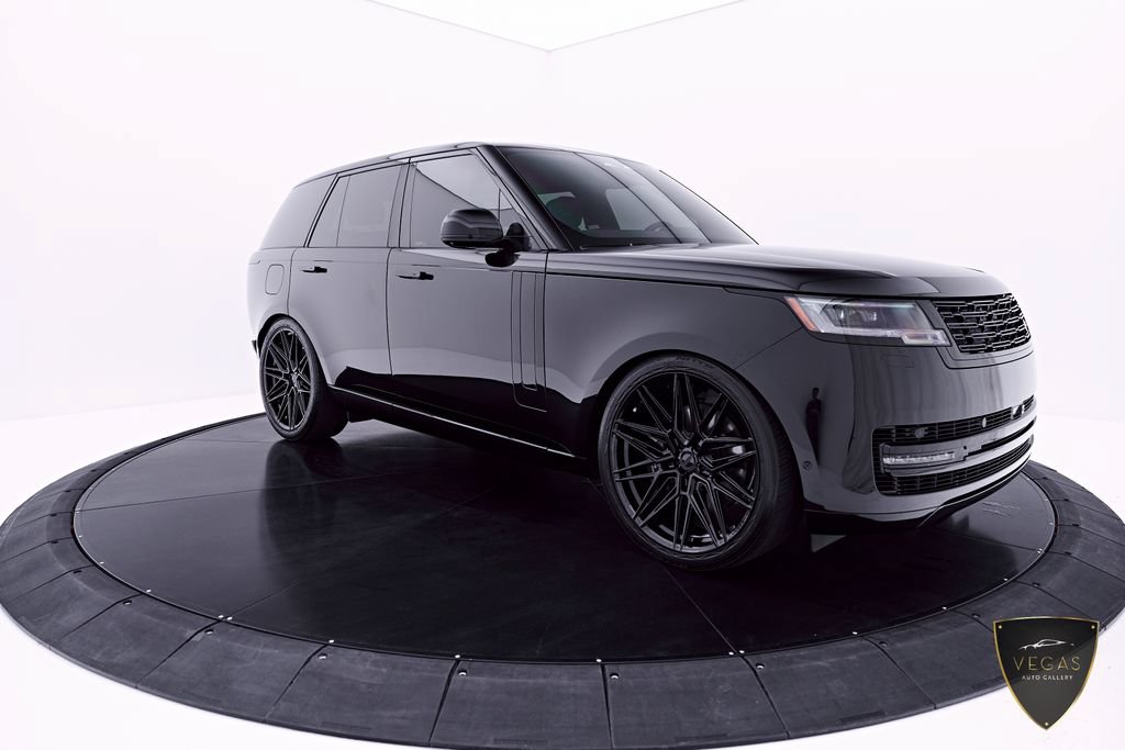 Used 2025 Land Rover Range Rover SE AWD/4WD image 15