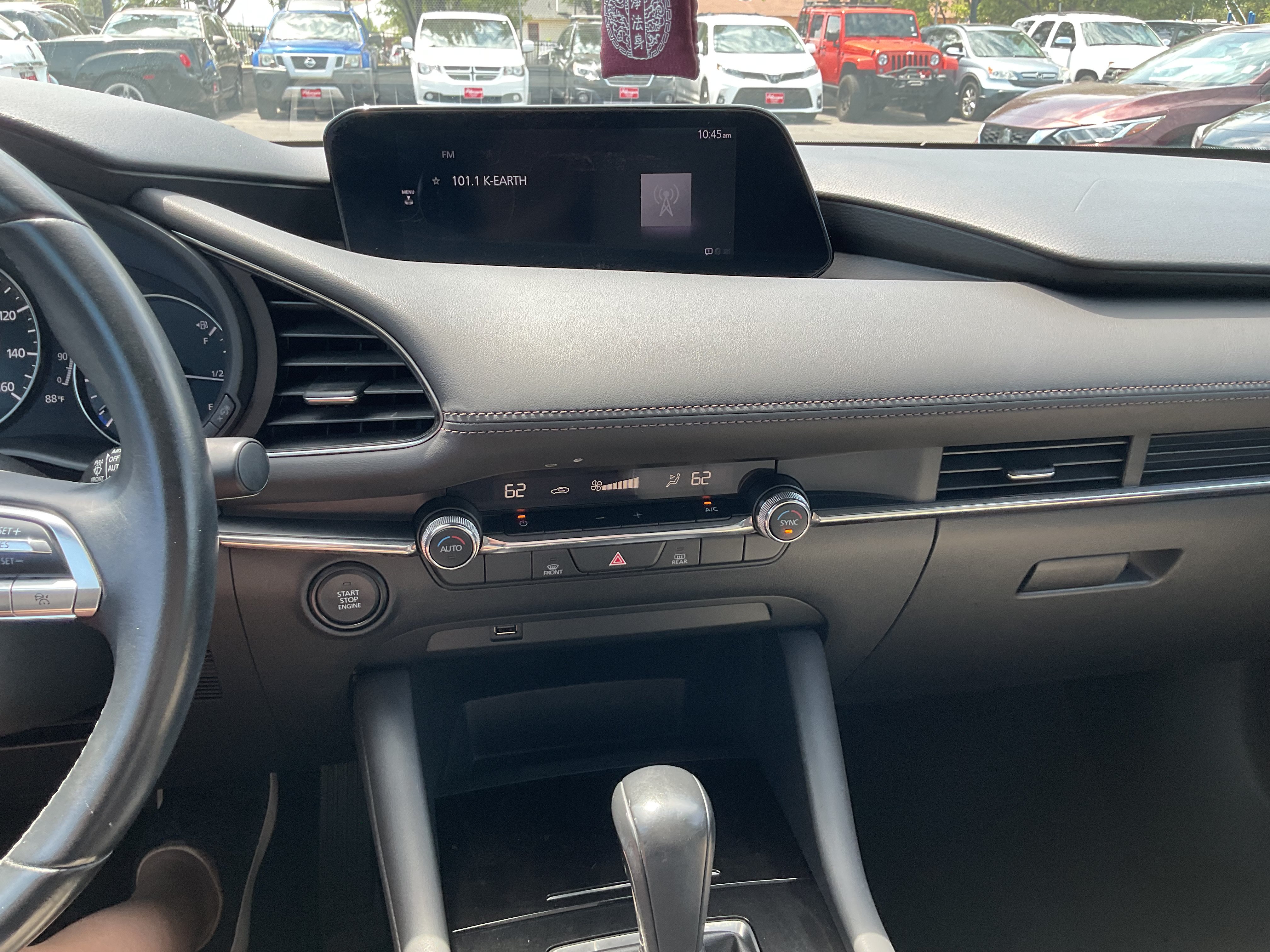 Used 2019 MAZDA MAZDA3 Hatchback FWD image 17