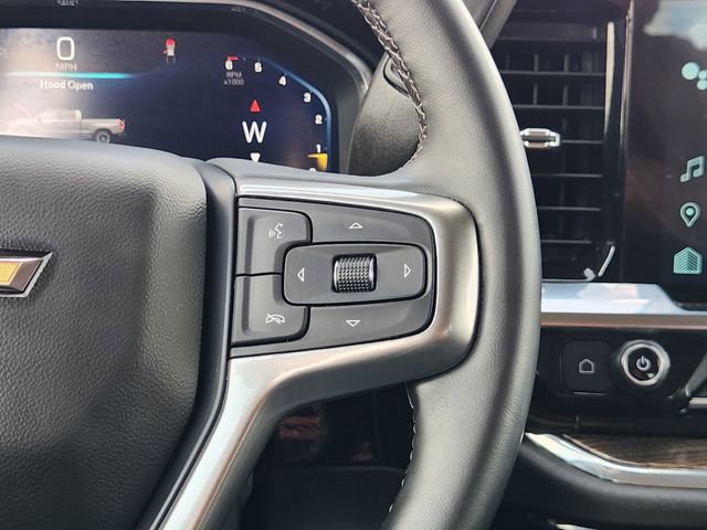 Used 2023 Chevrolet Silverado 1500 LT AWD/4WD image 29