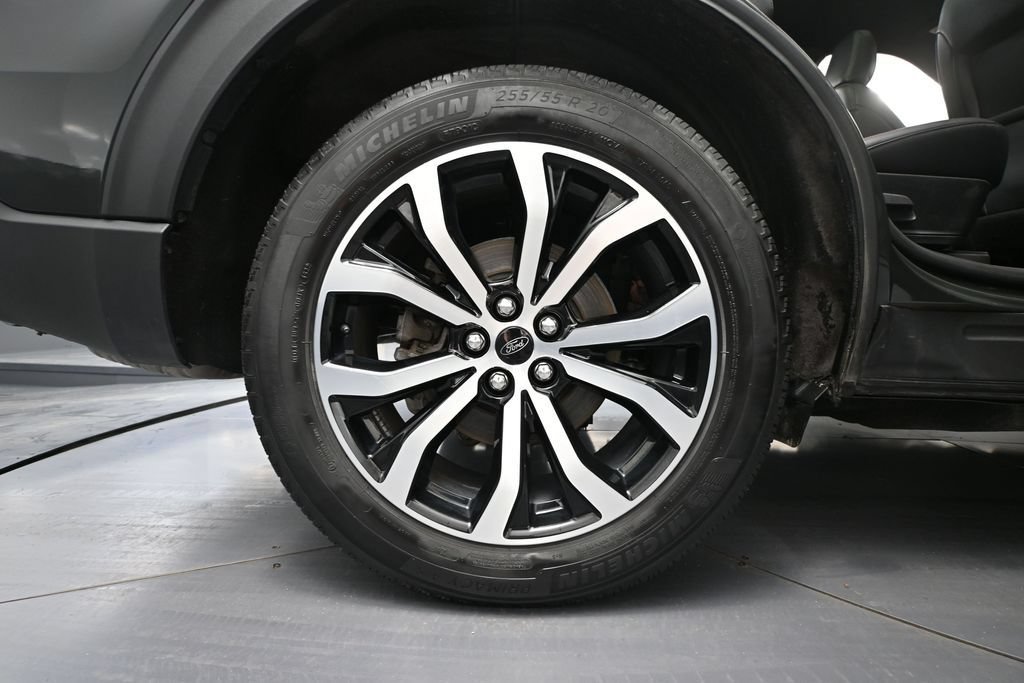 Used 2023 Ford Explorer ST-Line AWD/4WD image 14