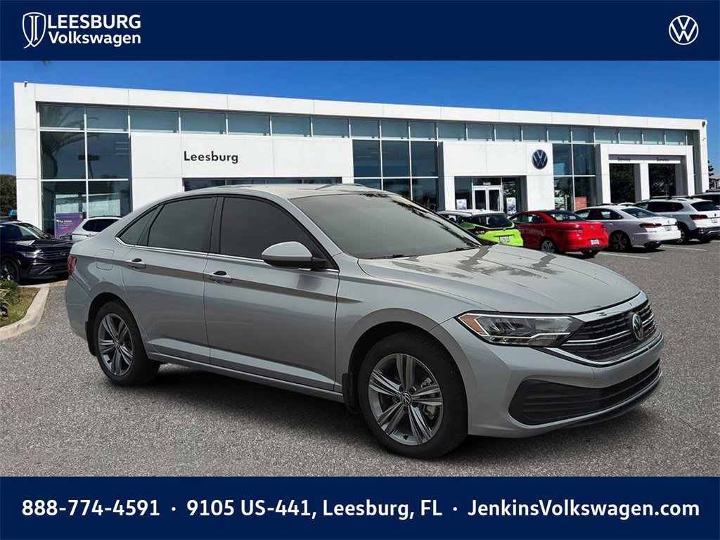 Used 2024 Volkswagen Jetta SE