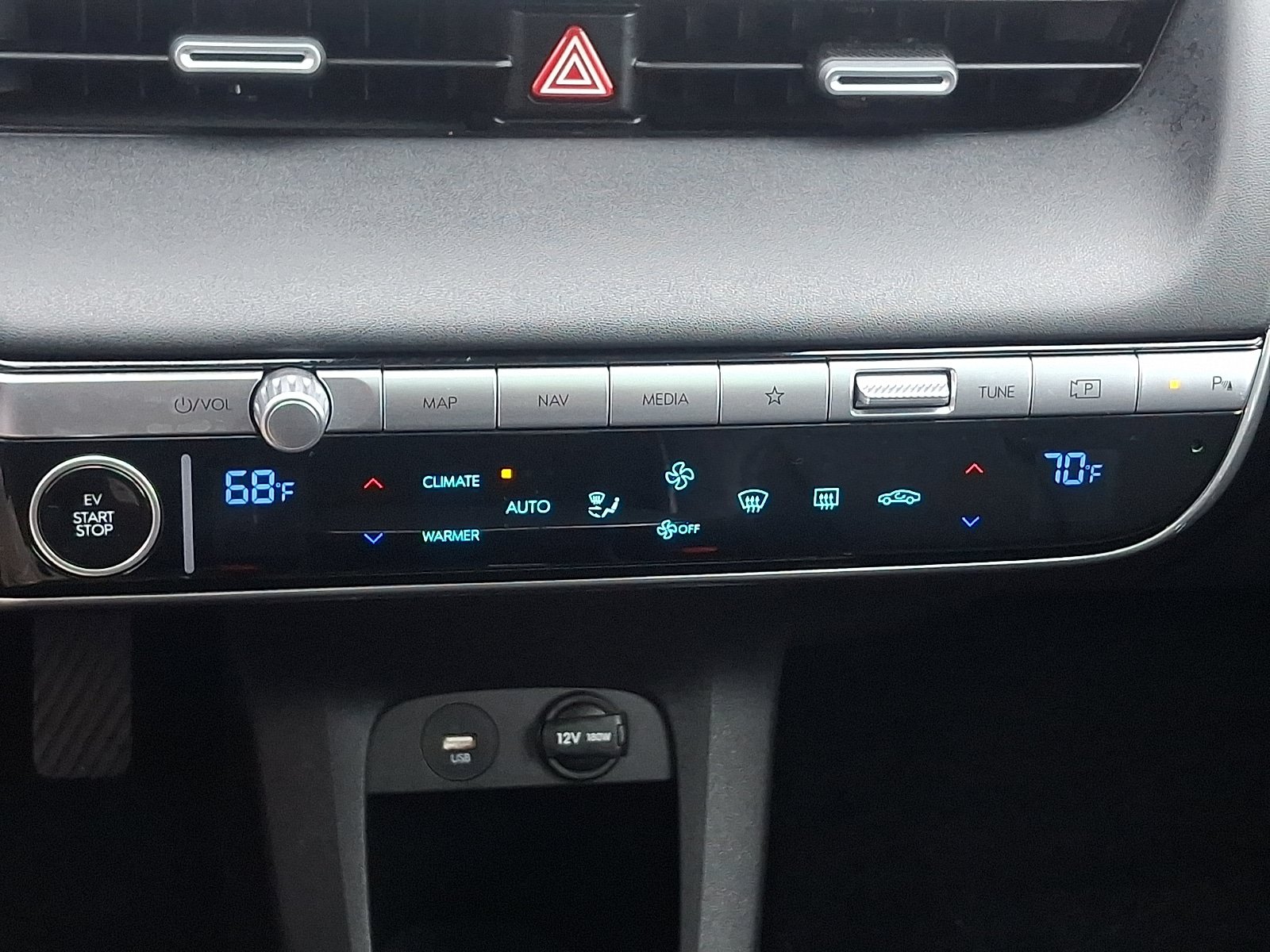 Certified 2023 Hyundai Ioniq 5 Limited AWD/4WD image 17