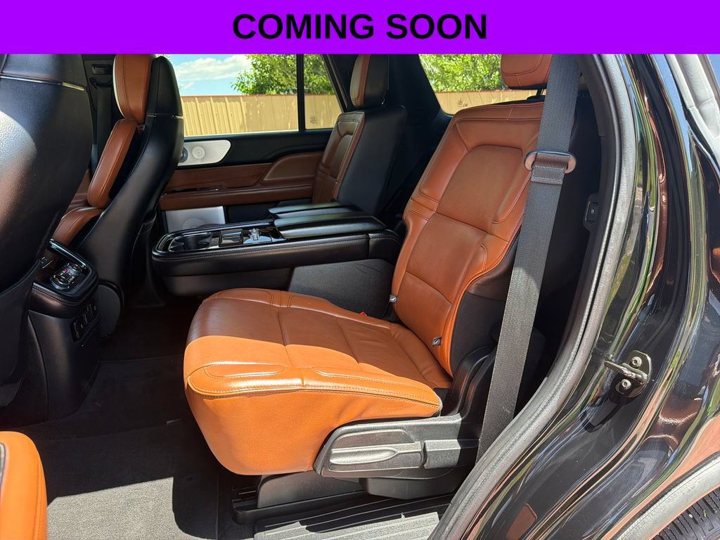 Used 2018 Lincoln Navigator Reserve w/ Technology Package AWD/4WD image 23