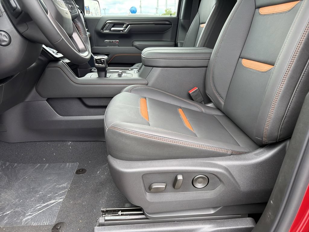 New 2026 GMC Sierra 1500 AT4 w/ Technology Package AWD/4WD image 17
