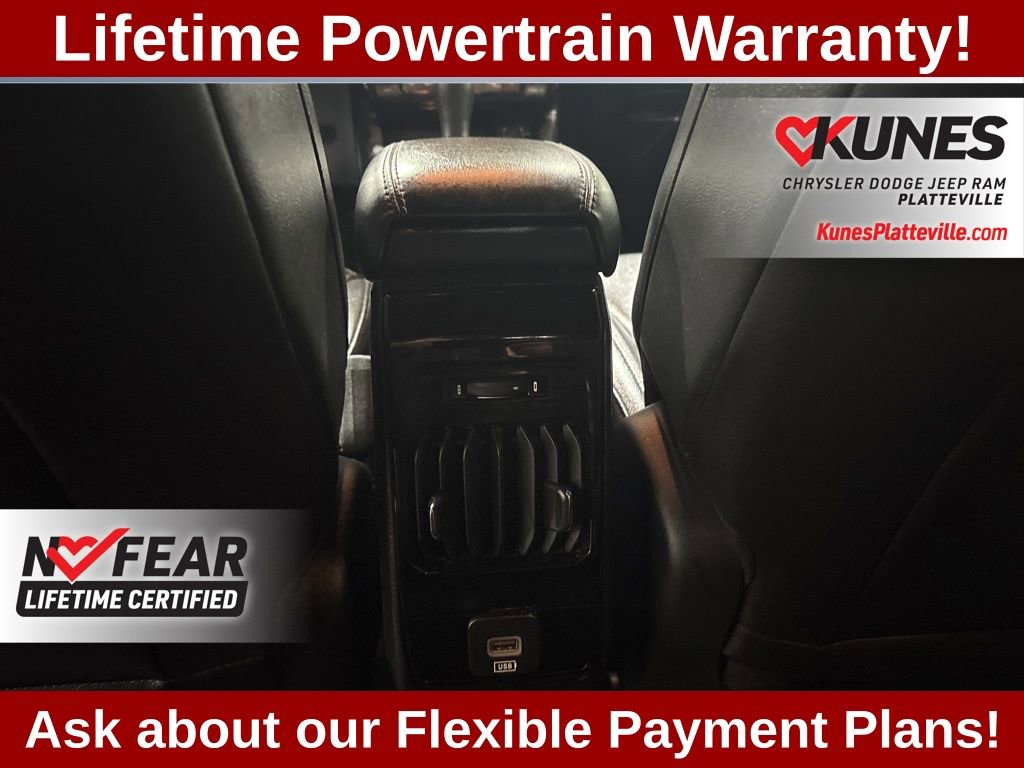 Used 2025 Jeep Compass Limited image 19