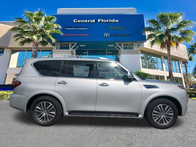 Used 2024 Nissan Armada SL w/ Captain's Chairs Package RWD image 4