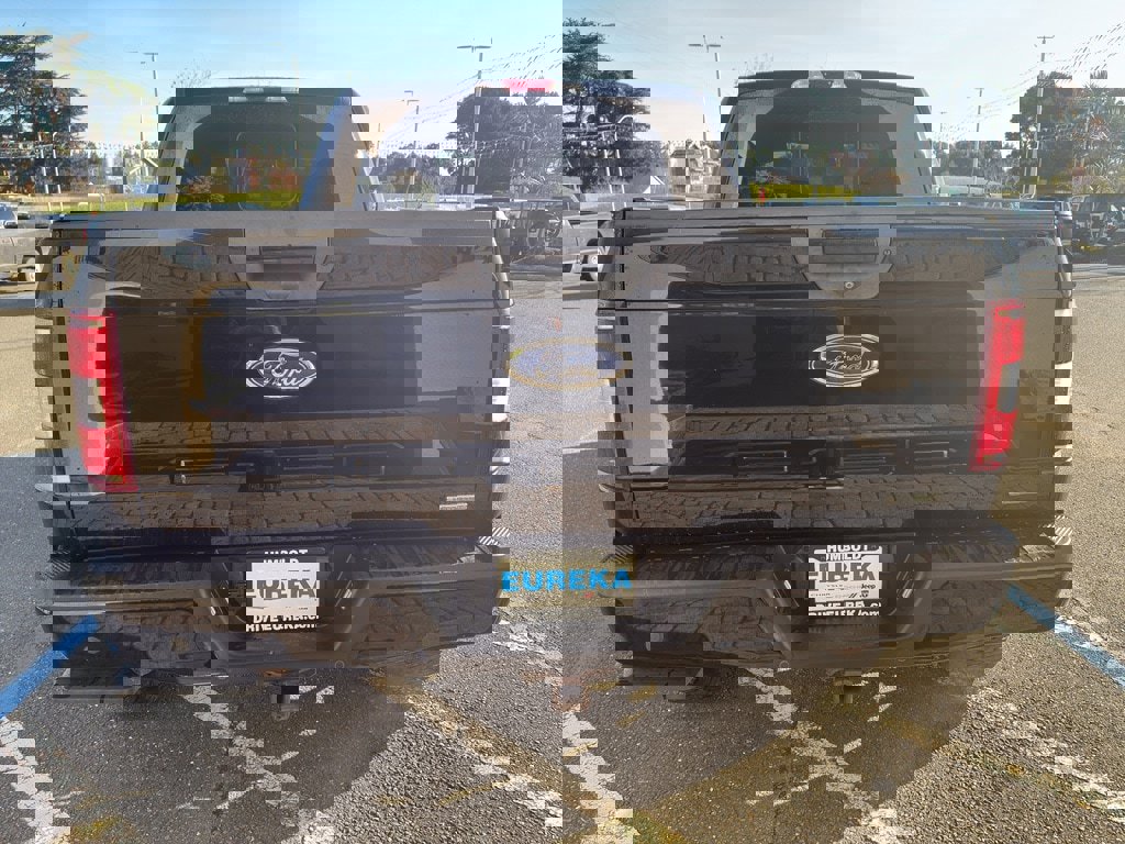 Used 2018 Ford F150 XLT w/ Equipment Group 302A Luxury image 21