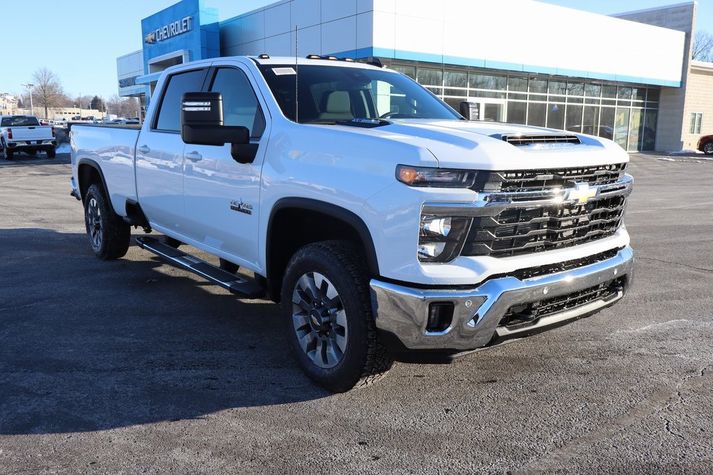 New 2026 Chevrolet Silverado 3500 LT w/ Texas Edition image 2