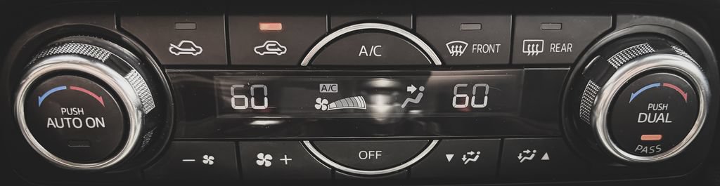 Used 2018 MAZDA CX-5 Touring AWD/4WD image 14