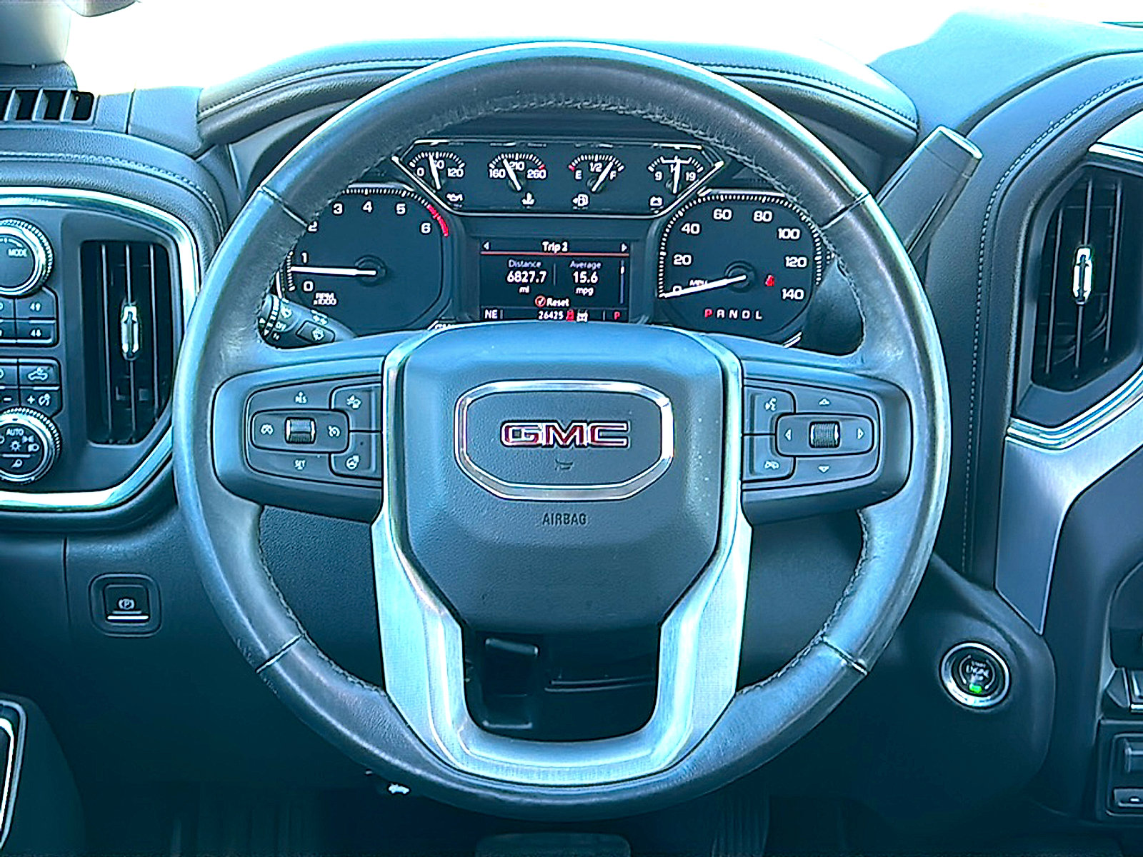 Used 2022 GMC Sierra 1500 SLT image 27