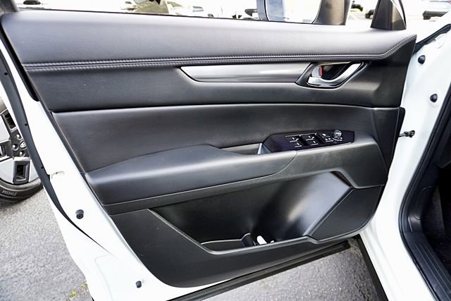 Used 2021 MAZDA CX-5 Touring image 22