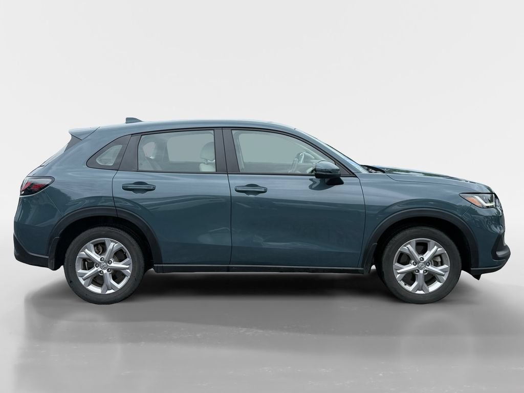 Certified 2023 Honda HR-V LX image 3