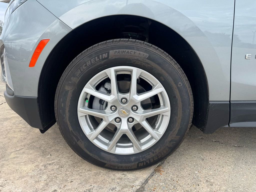 Used 2023 Chevrolet Equinox LT image 11