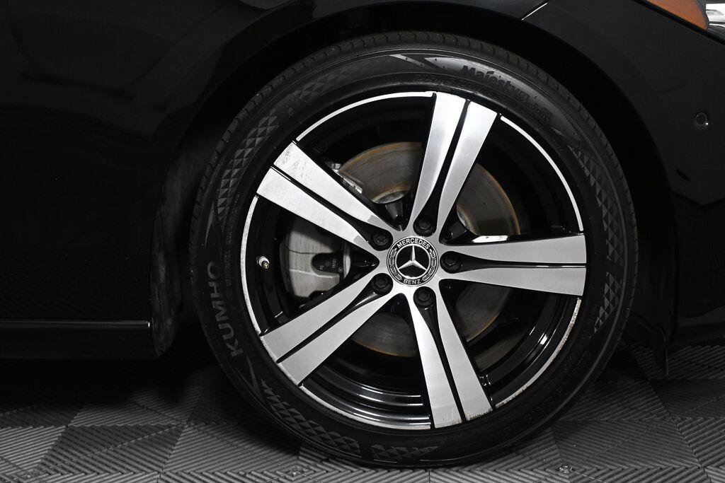 Used 2023 Mercedes-Benz C 300 Sedan image 35