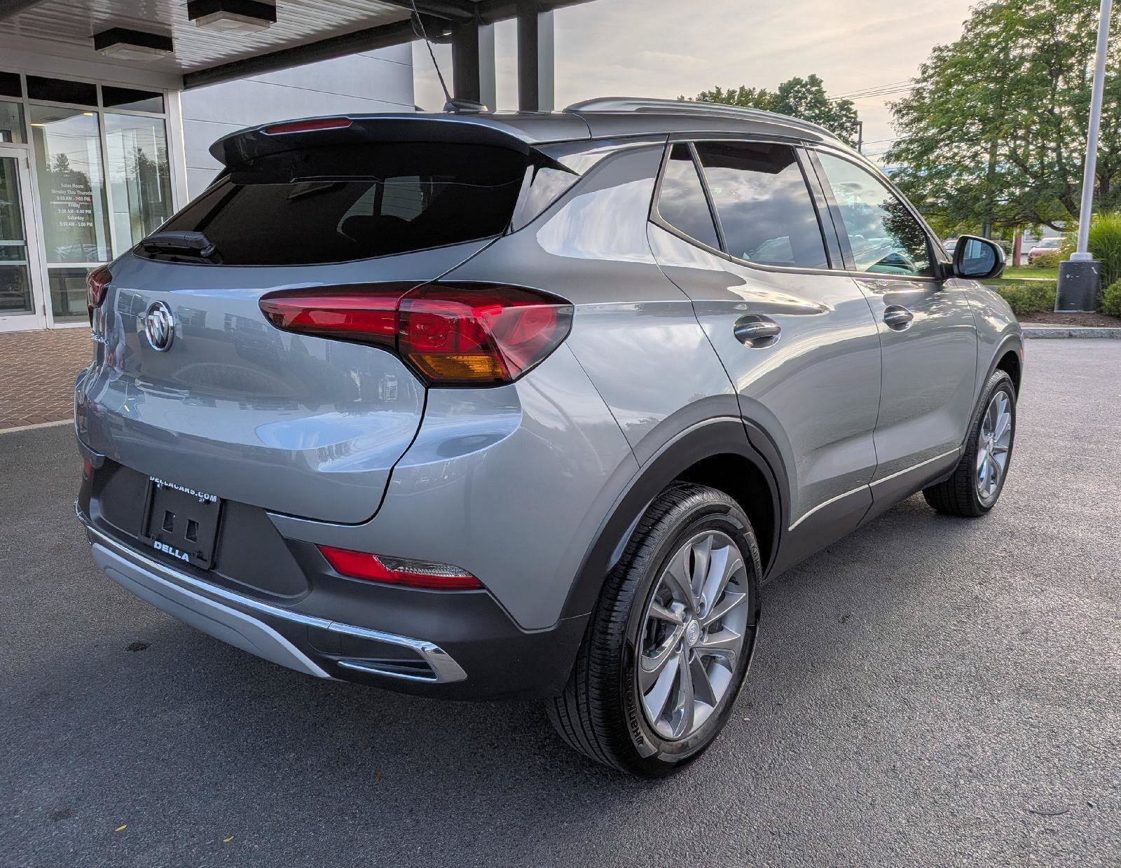 Used 2023 Buick Encore GX Essence w/ Experience Buick Package AWD/4WD image 7