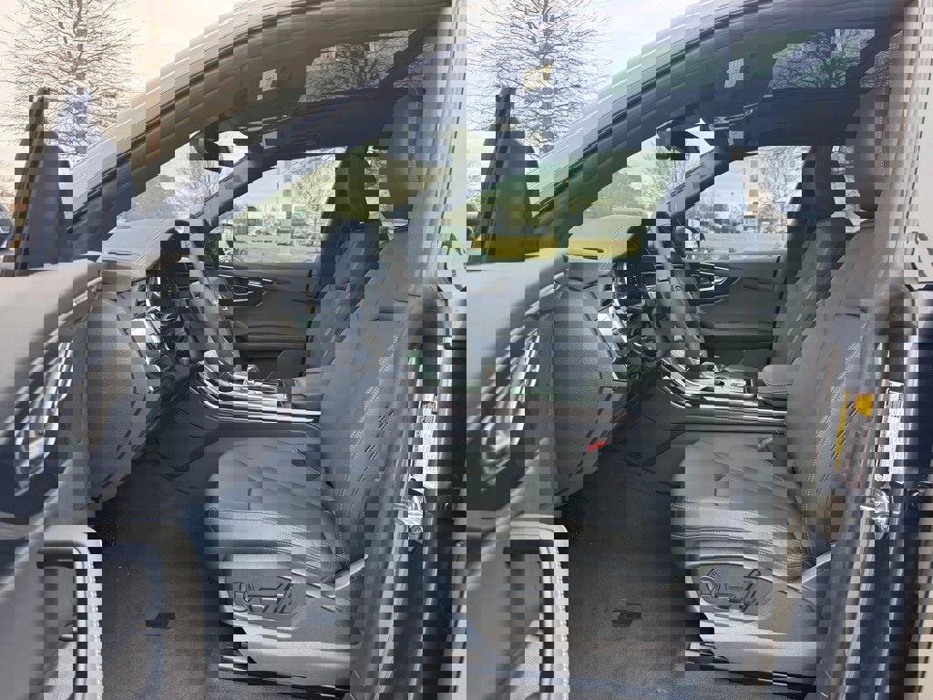 New 2026 Audi Q8 Premium Plus image 22