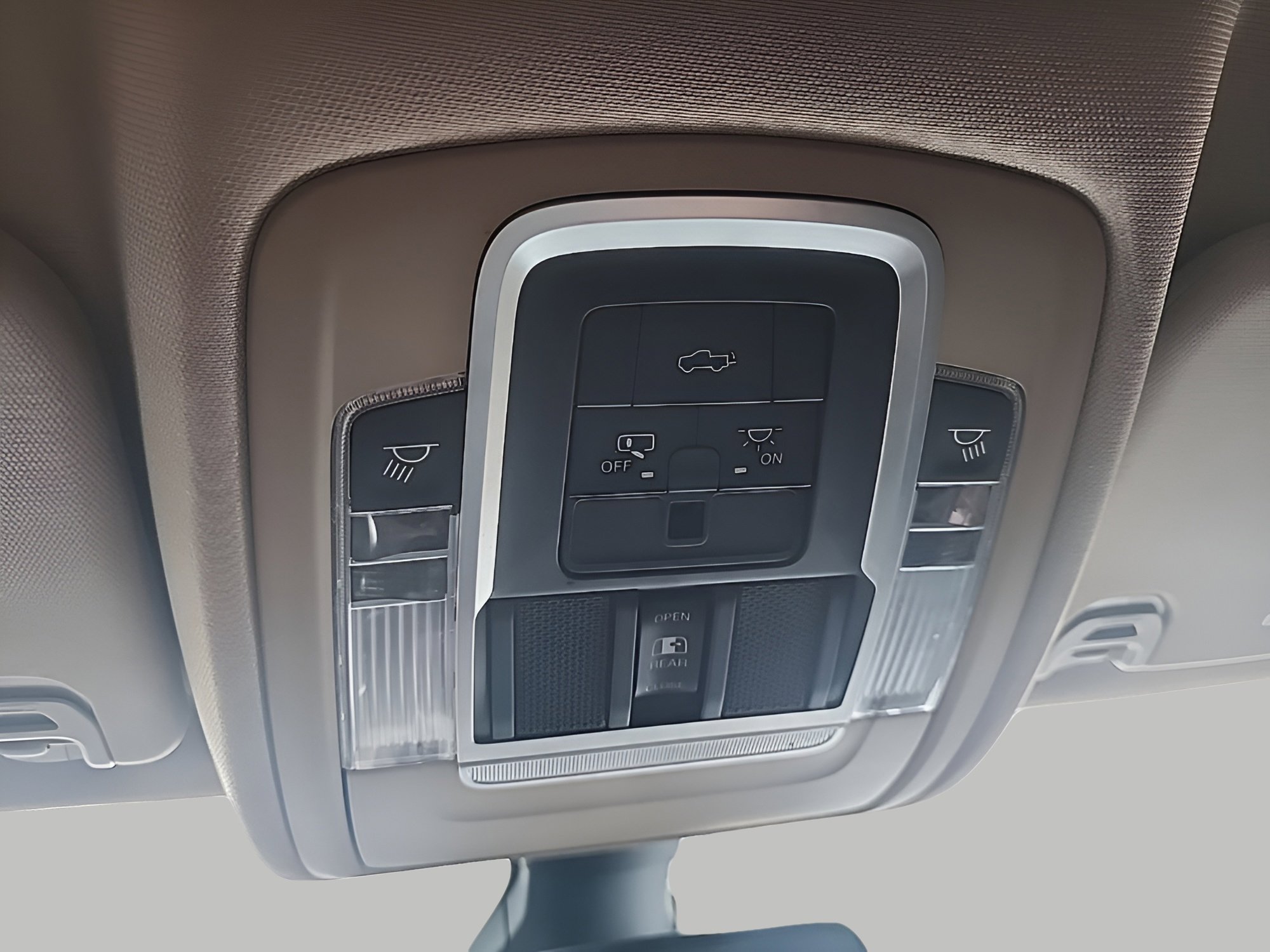 Used 2019 RAM 1500 Laramie image 24