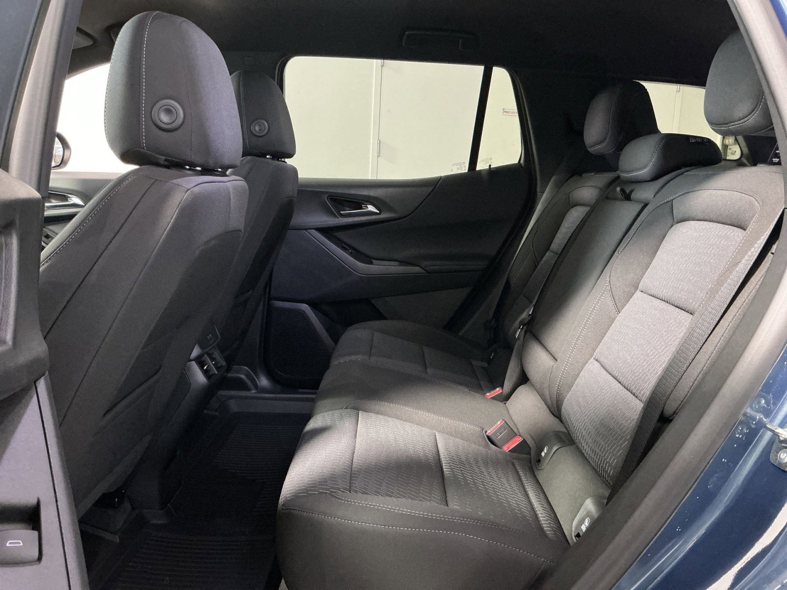 New 2026 Chevrolet Equinox LT AWD/4WD image 24