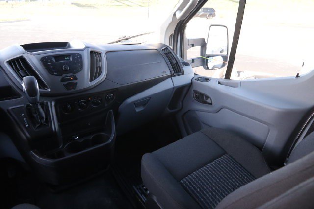 Used 2016 Ford Transit 250 130 Low Roof w/ Exterior Upgrade Package RWD image 9