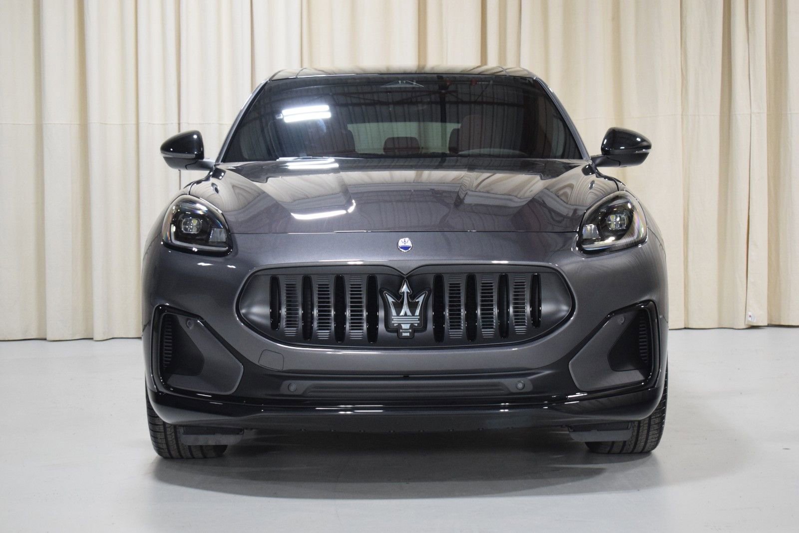 New 2025 Maserati Grecale Folgore image 10