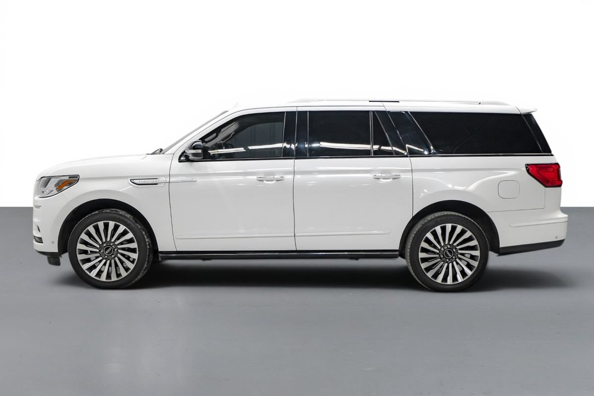 Used 2020 Lincoln Navigator L Reserve w/ Luxury Package RWD image 9