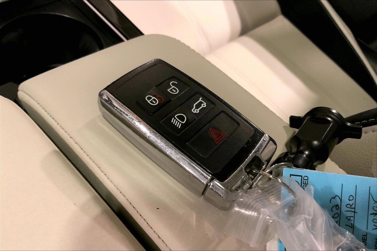 Used 2023 Land Rover Range Rover Velar S image 13