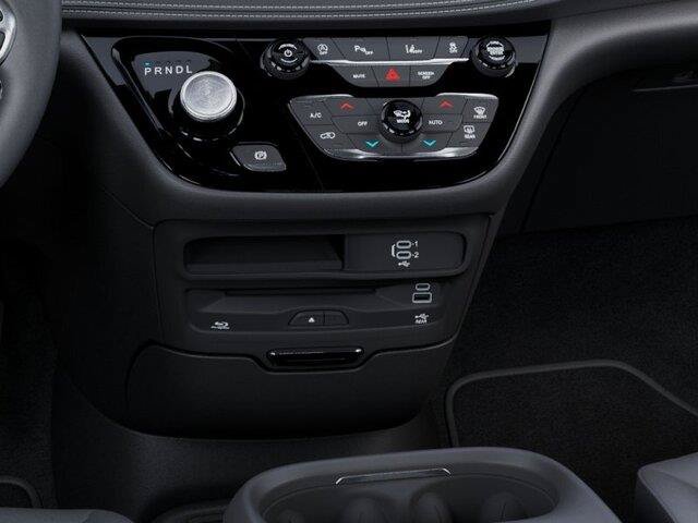 New 2027 Chrysler Pacifica Select w/ Family Tech Group AWD/4WD image 27