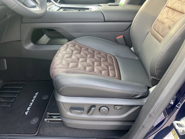 New 2025 Nissan Armada Platinum Reserve image 7