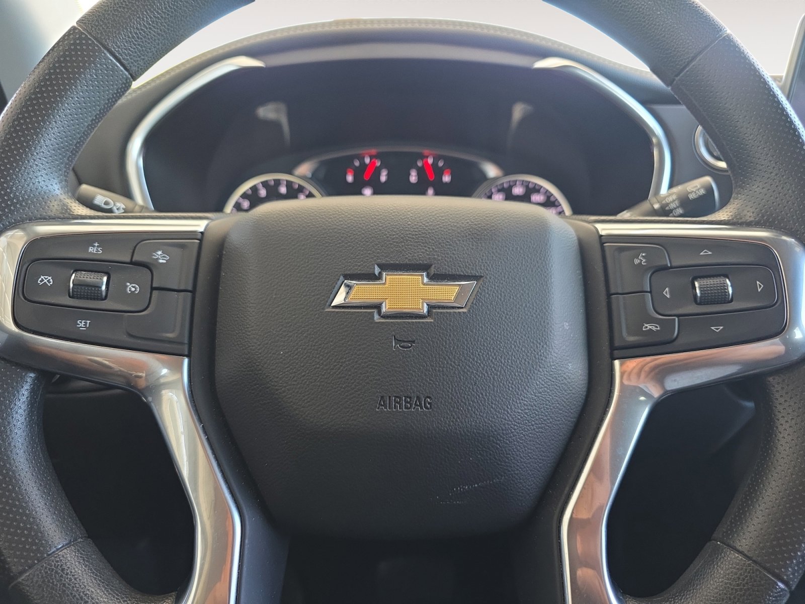 Used 2023 Chevrolet Blazer LT w/ Midnight/Sport Edition FWD image 11