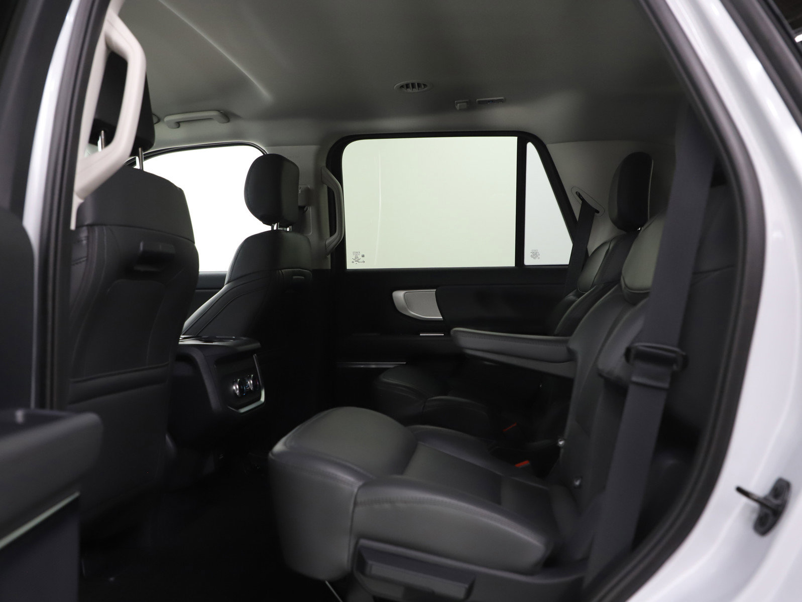 Used 2026 Ford Expedition Active AWD/4WD image 21